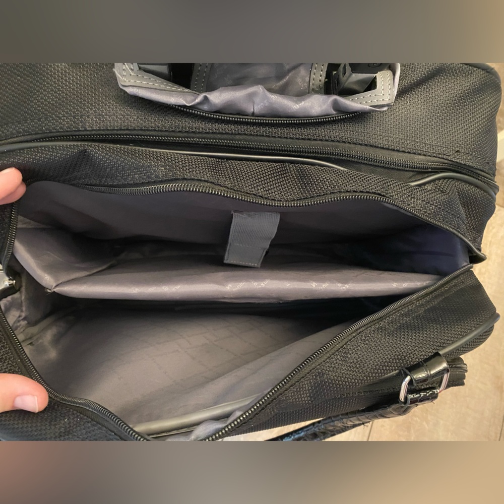 Samsonite Roller Briefcase - Picture 2 of 6